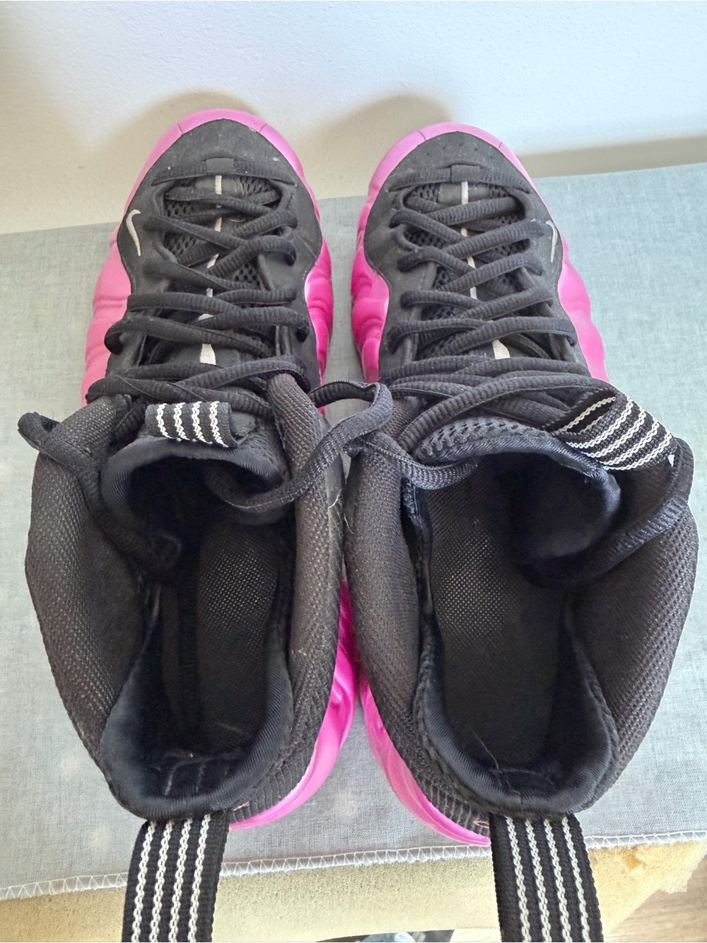 Nike pink Foamposite - Picture 4 of 8